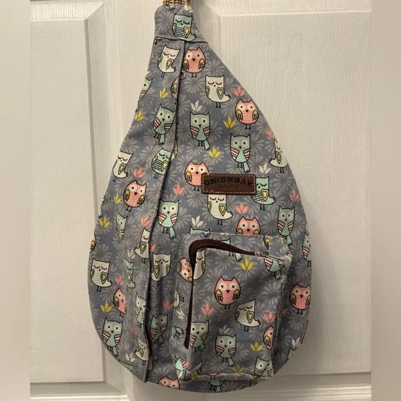 UNIONBAY owl sling bag crossbody with adjustable strap - Picture 1 of 9